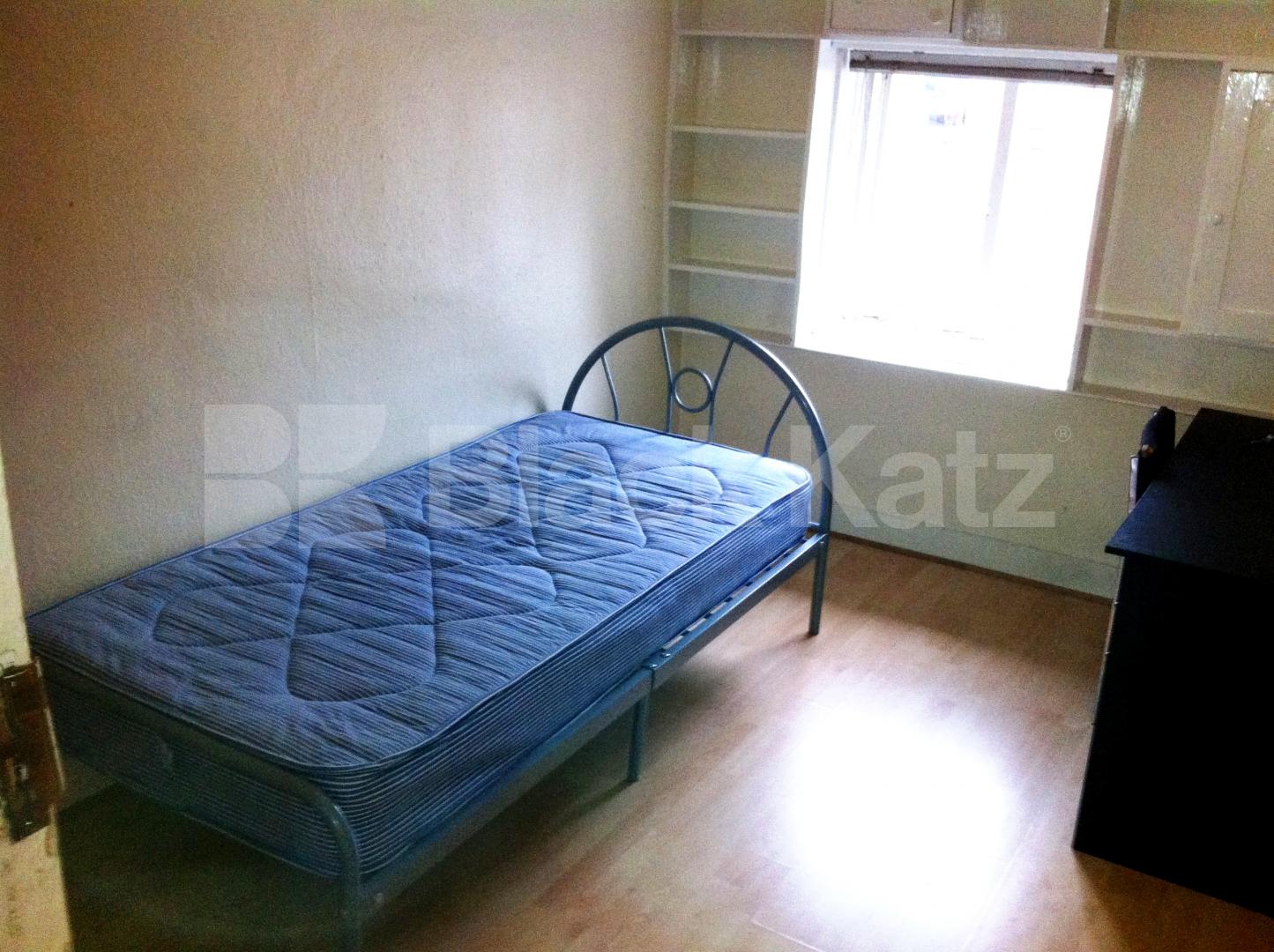 			NEW INSTRUCTION!, 3 Bedroom, 1 bath, 1 reception Flat			 Goodge Street, TOTTENHAM CRT. ROAD