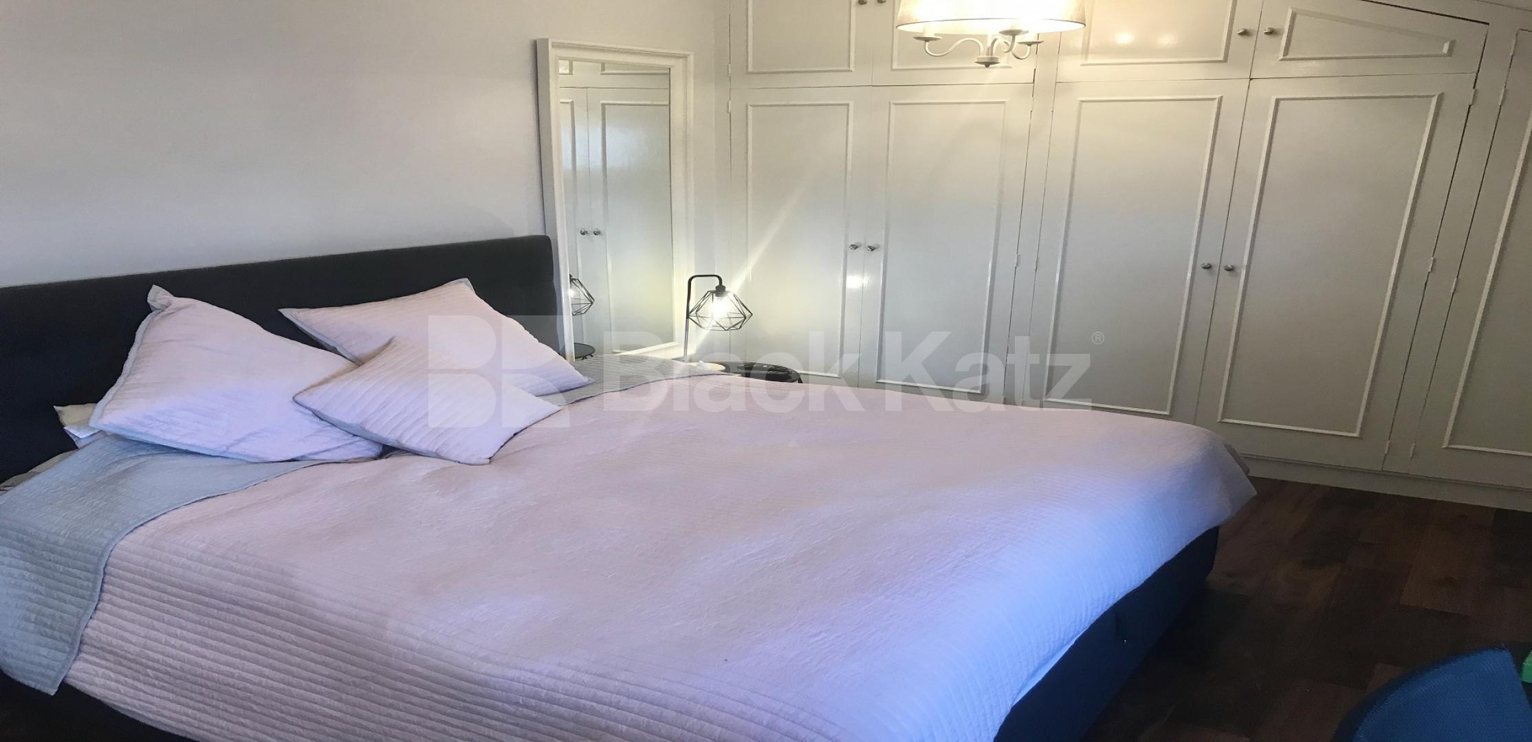 			3 Bedroom, 1 bath, 1 reception Apartment			 Clapham Road, Clapham North