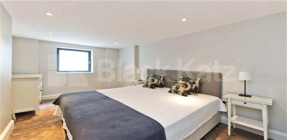 			3 Bedroom, 1 bath, 1 reception Apartment			 Chesson Road, WEST KENSINGTON / FULHAM 