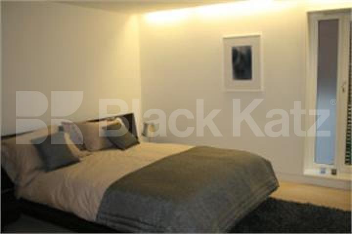 			CONVERTED CHURCH!, 2 Bedroom, 1 bath, 1 reception Flat			 Abbey Road, ST JOHNS WOOD