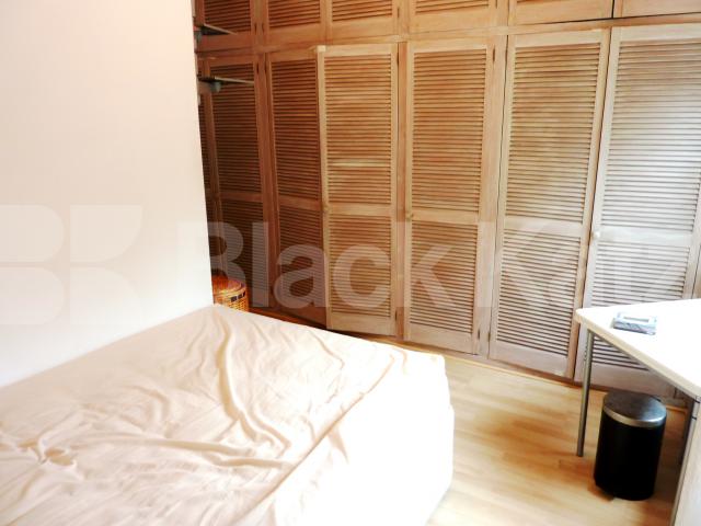 			NEW INSTRUCTION / AVAILABLE NOW!!!, 2 Bedroom, 1 bath, 1 reception Flat			 Parliment hill, Hampstead