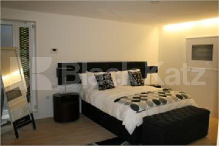 			CONVERTED CHURCH!, 2 Bedroom, 1 bath, 1 reception Flat			 Abbey Road, ST JOHNS WOOD