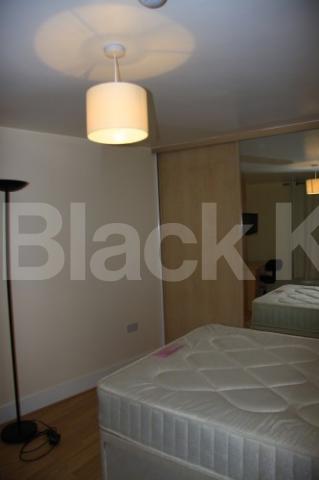 			NEW INSTRUCTION - ZONE 1 !, 4 Bedroom, 1 bath, 1 reception Flat			 Brewer Street, PICCADILLY CIRCUS -SOHO