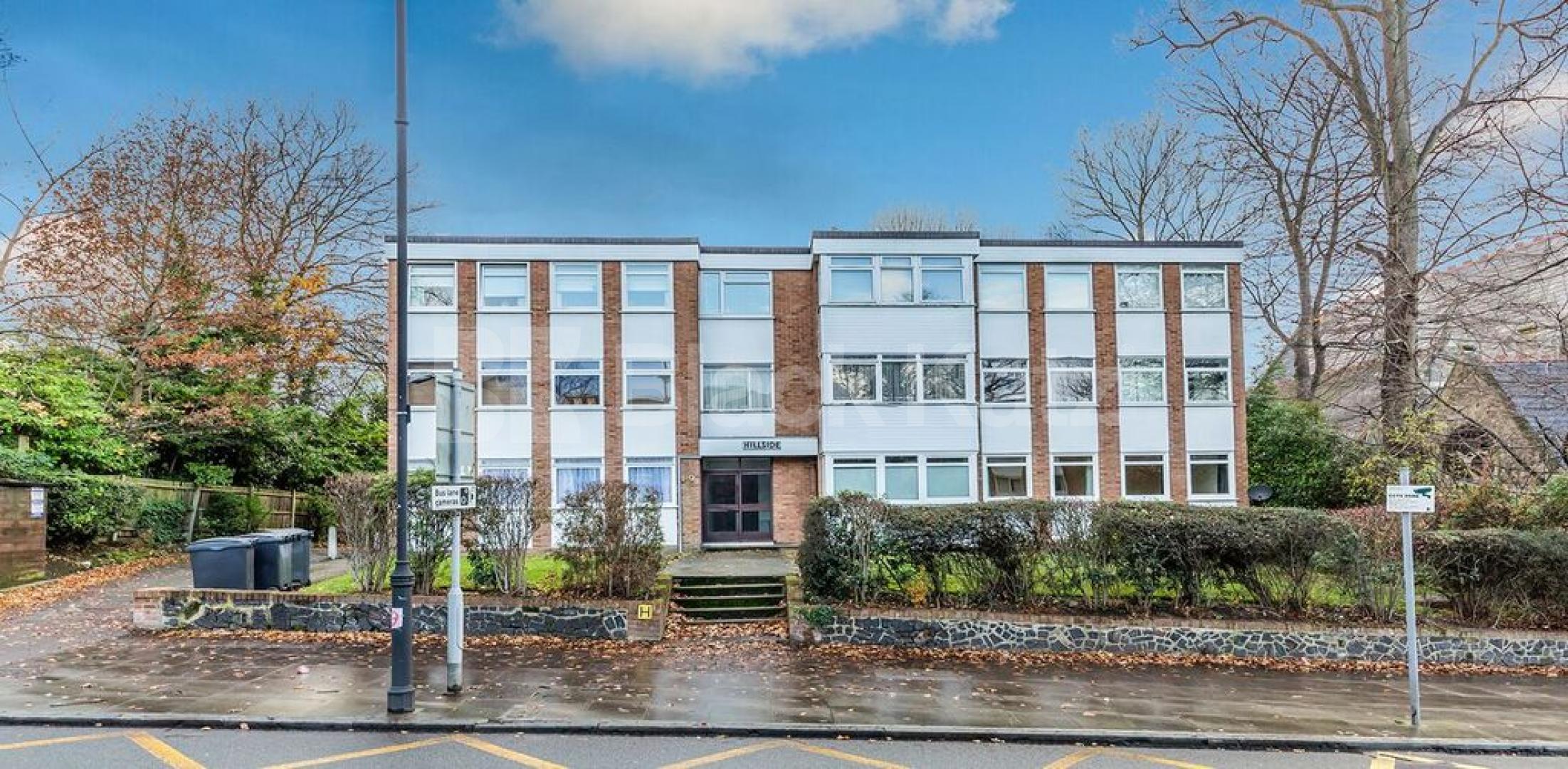 			2 Bedroom, 1 bath, 1 reception Apartment			 Crouch End Hill, Crouch End