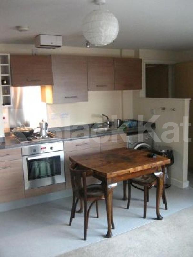 			New Instruction!, 1 Bedroom, 1 bath, 1 reception Flat			 Cottage Road, Caledonian Road