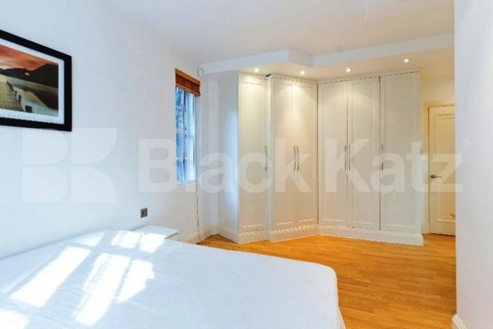 			NEW INSTRUCTION!, 4 Bedroom, 1 bath, 1 reception Flat			 Maida Vale, MAIDA VALE