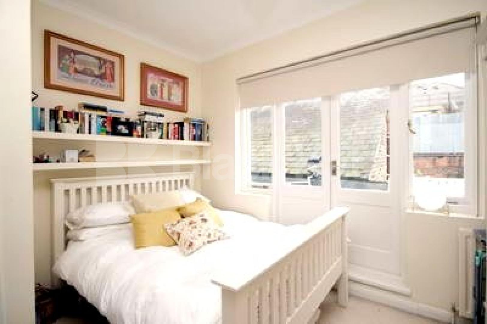 			NEW INSTRUCTION, 2 Bedroom, 1 bath, 1 reception Flat			 Chalk Farm Road, CAMDEN