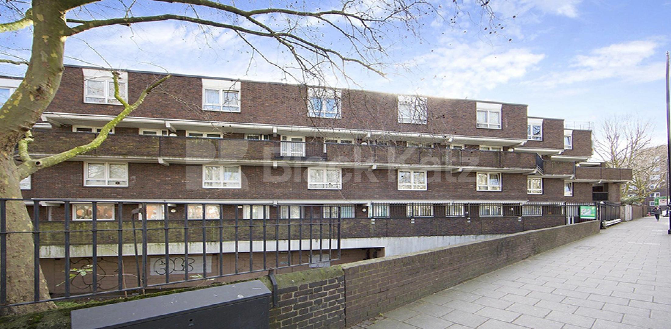 			COSY ONE BED IN CAMDEN!, 1 Bedroom, 1 bath, 1 reception Flat			 Oakley Square, CAMDEN / EUSTON