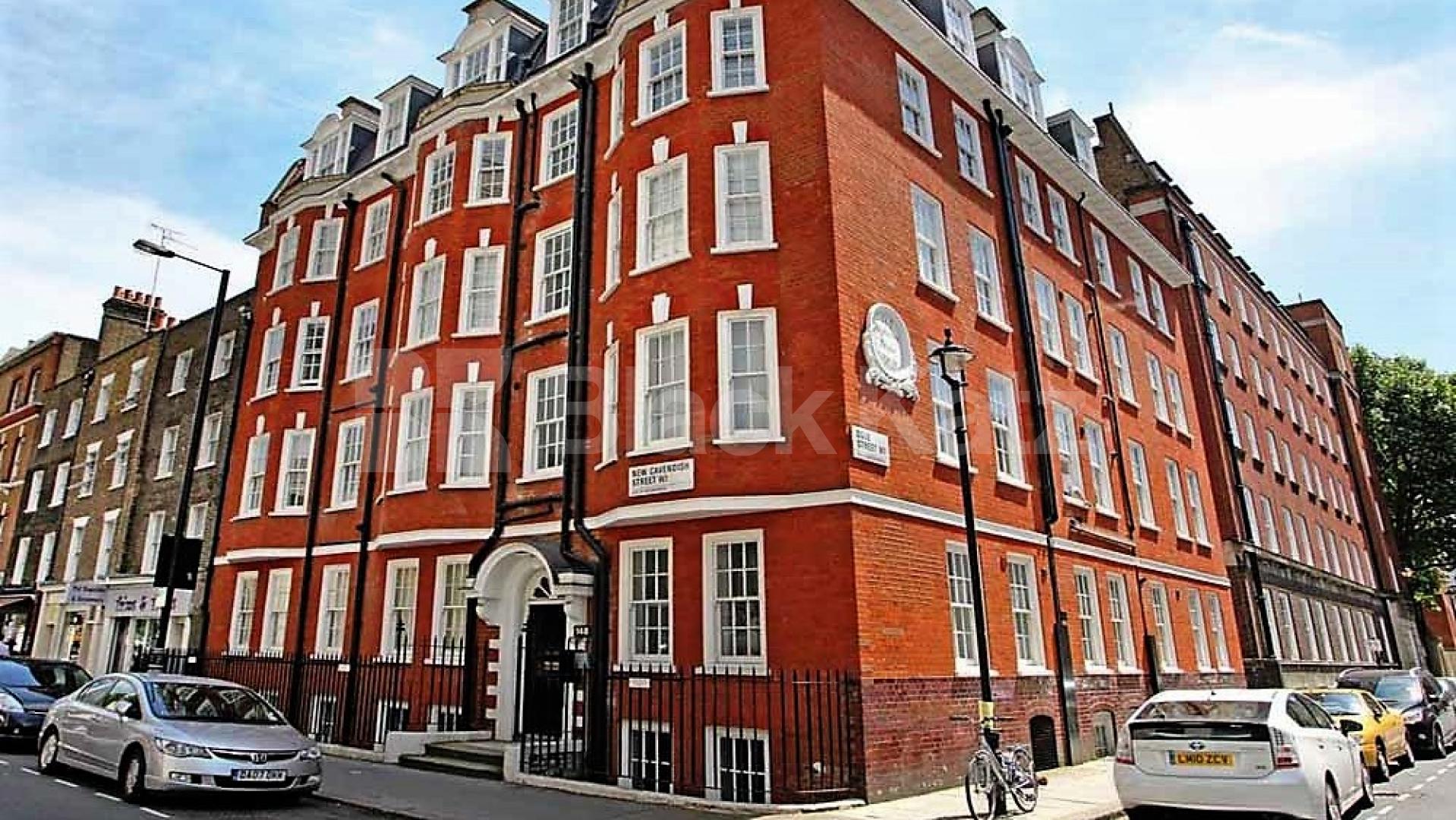 			NEW INSTRUCTION!, 2 Bedroom, 1 bath, 1 reception Flat			 New Cavendish Street , FITZROVIA