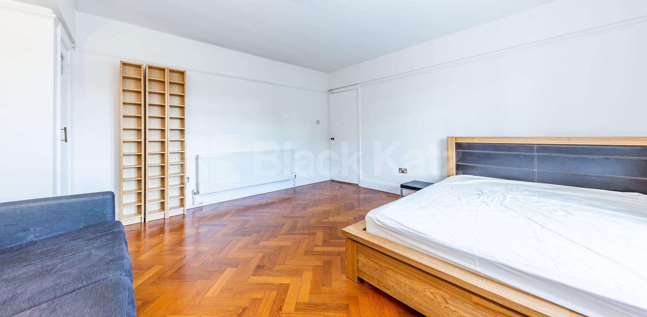 			New Instruction!, 3 Bedroom, 1 bath, 1 reception Flat			 Broadway House, The Broadway N8, Crouch End