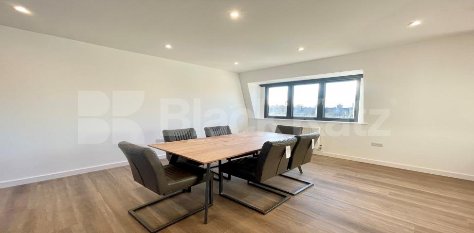 			LET, 2 Bedroom, 1 bath, 1 reception Apartment			 Brixton Road, Oval