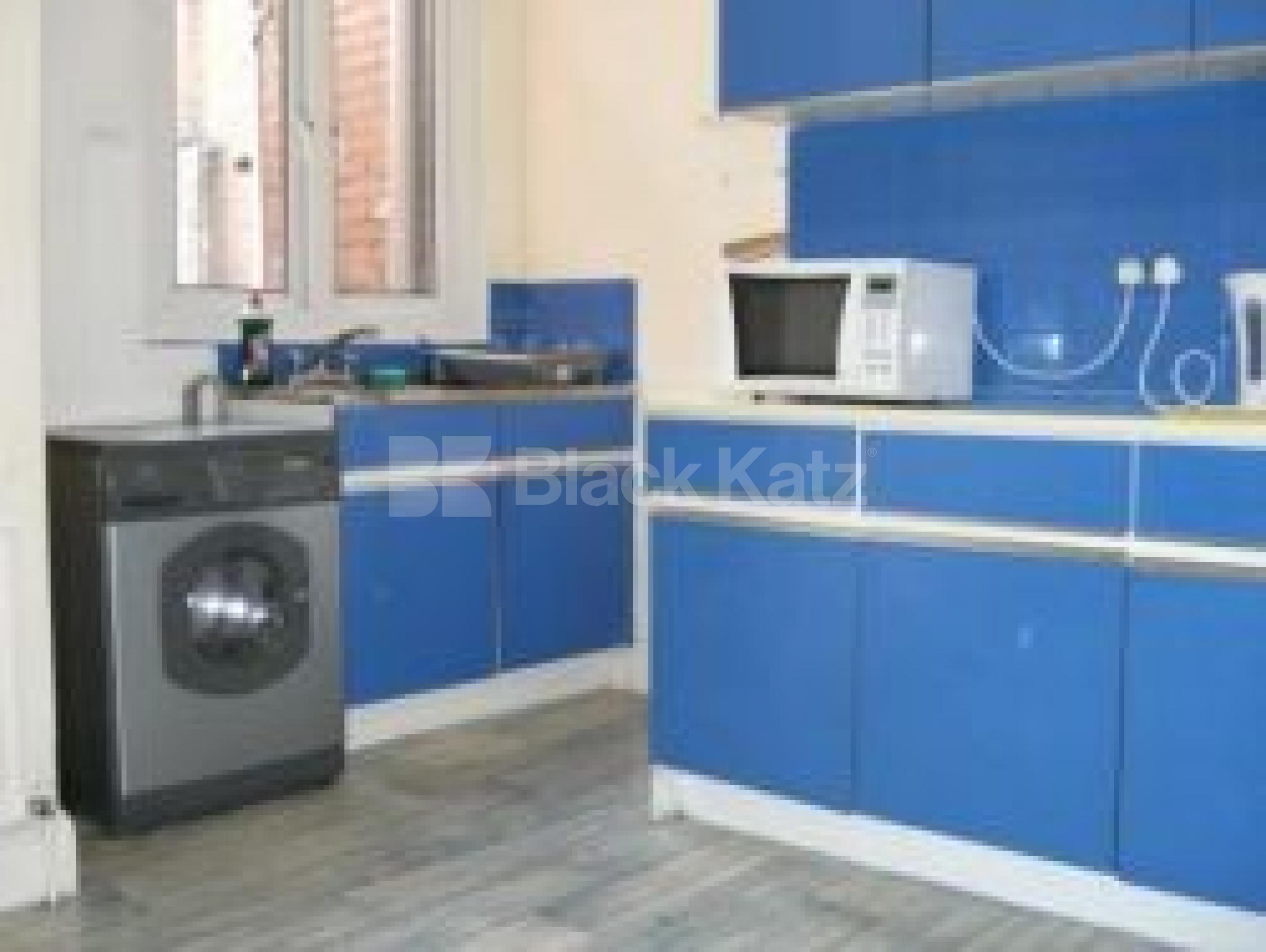 			3 Bedroom, 1 bath, 1 reception Flat			 Fairfield Gardens, CROUCH END N8 N8