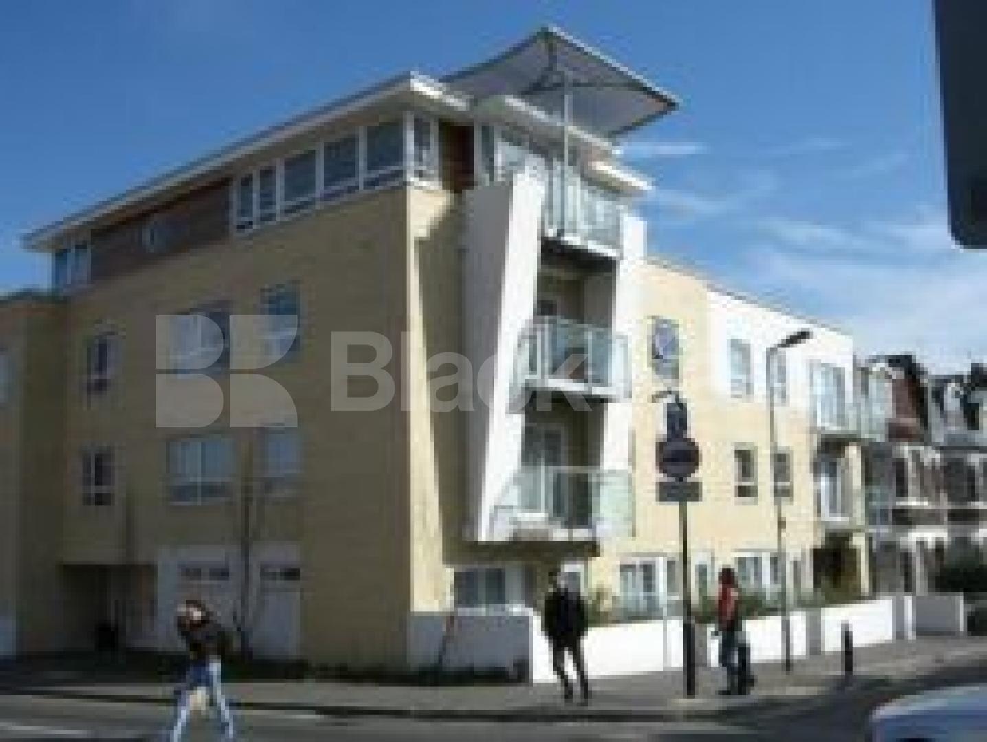 			Available Start of August!, 2 Bedroom, 1 bath, 1 reception Flat			 Wightman road, HORNSEY N8