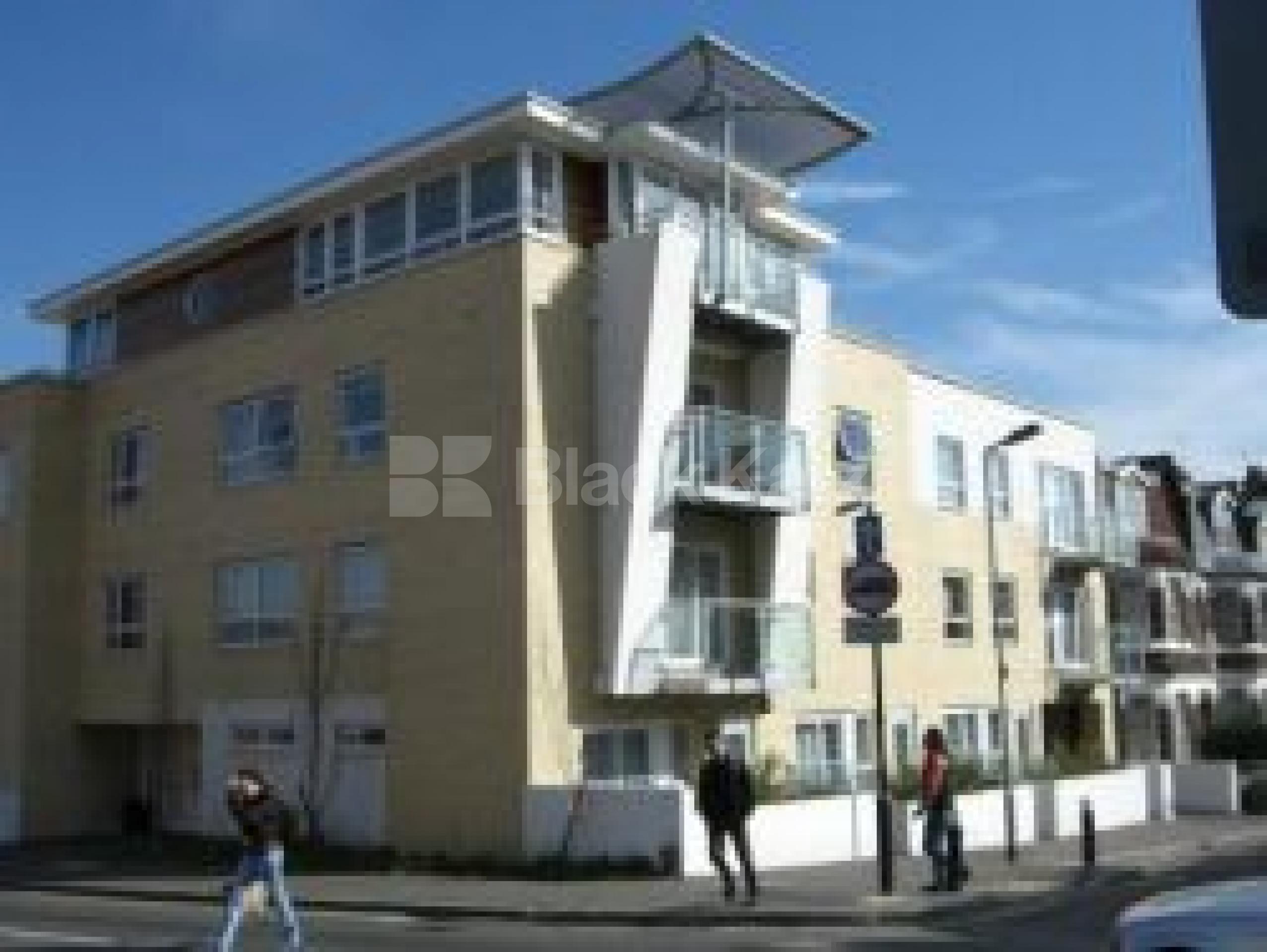 			Available Start of August!, 2 Bedroom, 1 bath, 1 reception Flat			 Wightman road, HORNSEY N8 N8
