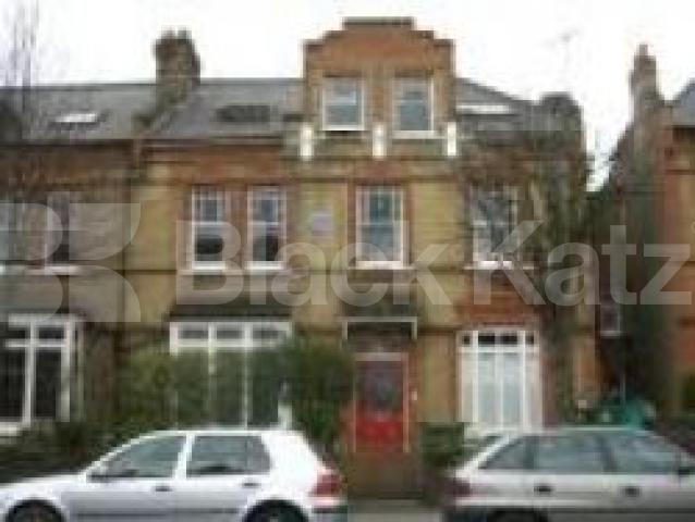 			2 Bedroom, 1 bath, 1 reception Flat			 Weston Park, CROUCH END N8