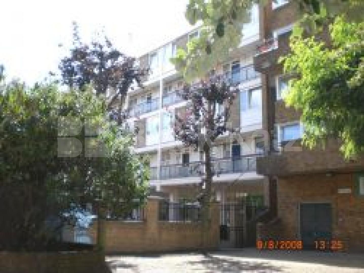 			Great Location And Good For Sharers!!!!!!!, 1 Bedroom, 1 bath, 1 reception Flat			 Malta street, Angel / old st