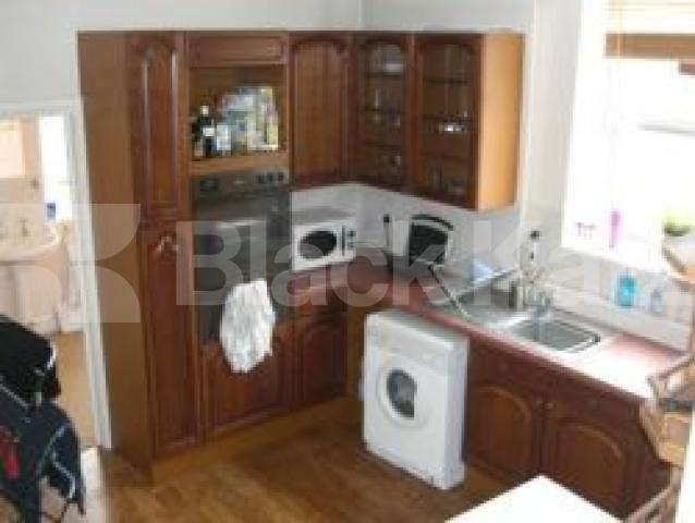 			2 Bedroom, 1 bath, 1 reception Flat			 Tottenham Lane, CROUCH END