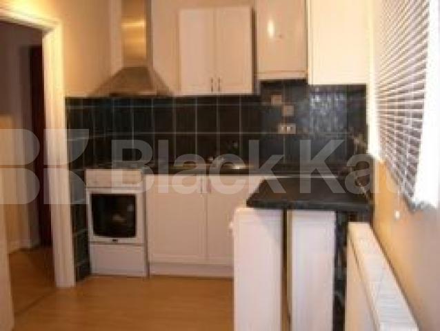 			1 Bedroom, 1 bath, 1 reception Flat			 Turnpike Lane, Hornsey