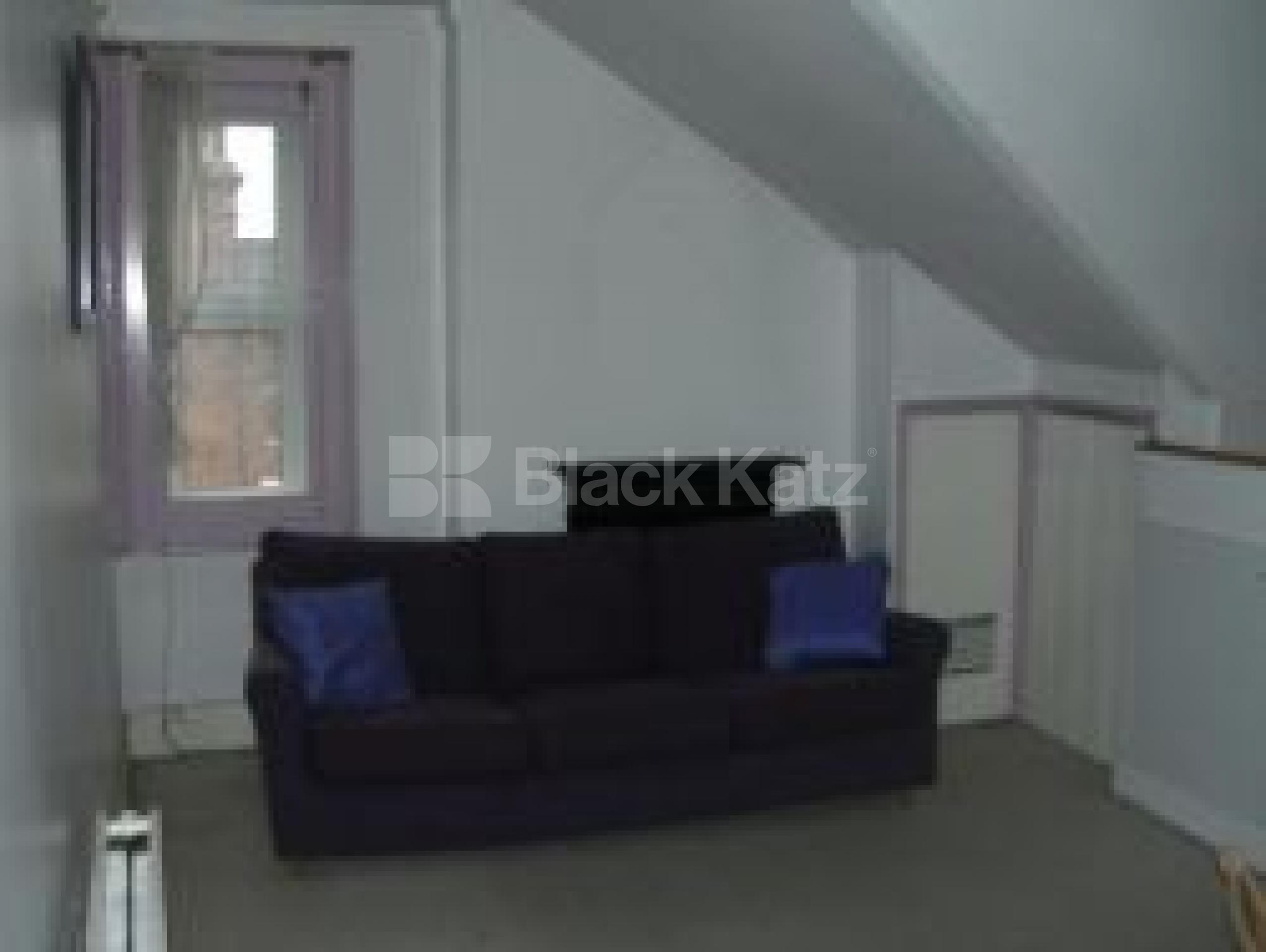 			GOOD VALUE FOR MONEY., 2 Bedroom, 1 bath, 1 reception Flat			 Archway Road, HIGHGATE N6 N6