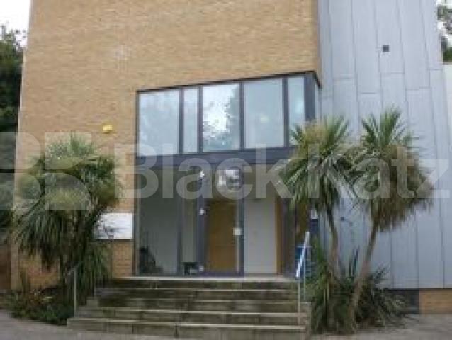 			Amazing!!! Must see!!! Get a viewing NOW!!!!!!!, 1 Bedroom, 1 bath, 1 reception Flat			 Collison Place, Stoke Newington