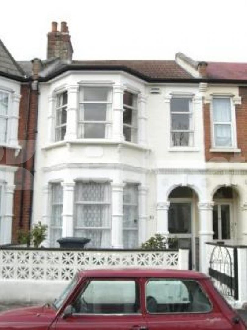 			5 Bedroom, 1 bath, 1 reception House			 Falkland Road, Hornsey N8