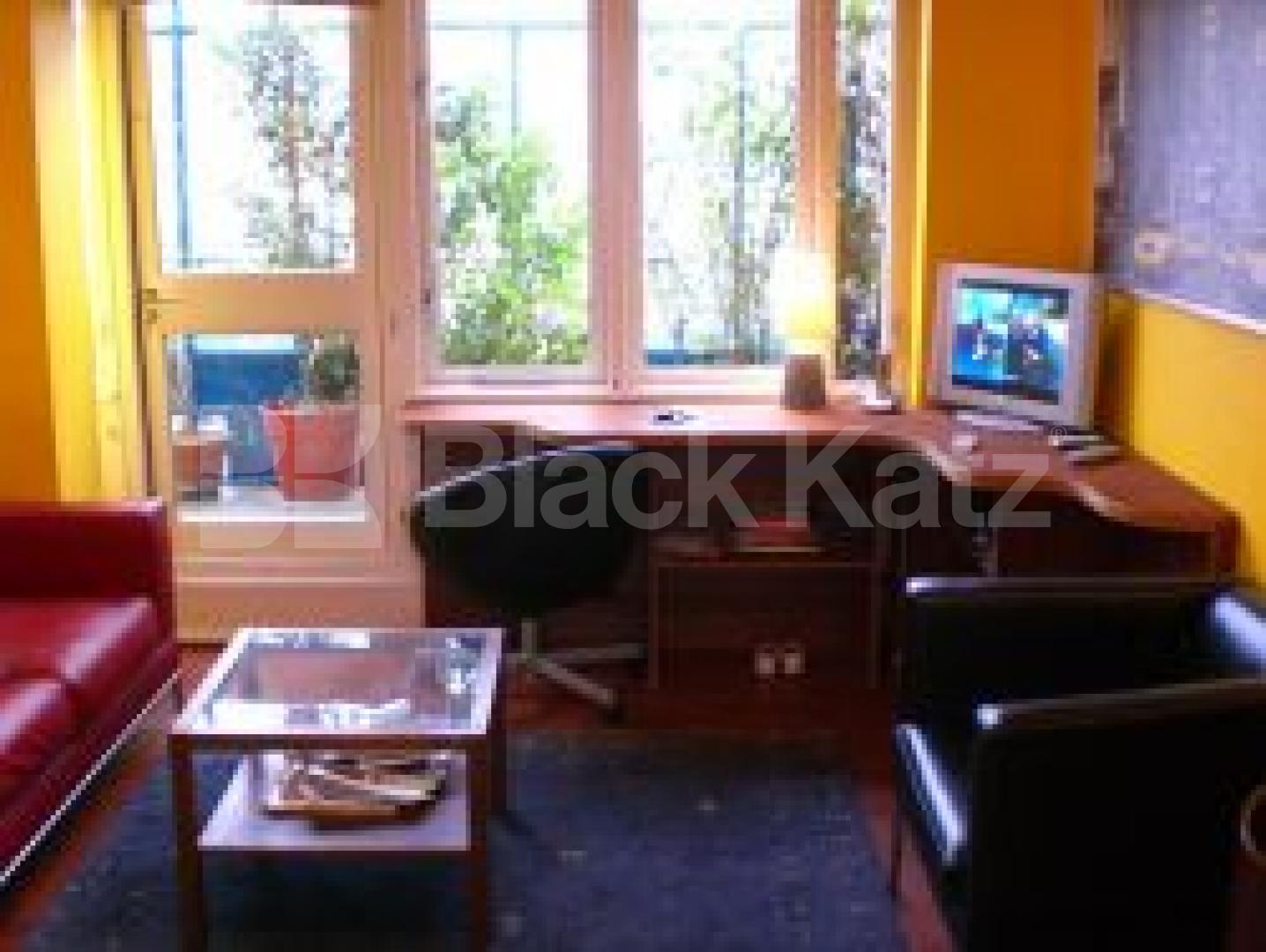 			Wow!!! Location and beauty!!!, 2 Bedroom, 1 bath, 1 reception Flat			 Argyle street, Kings cross