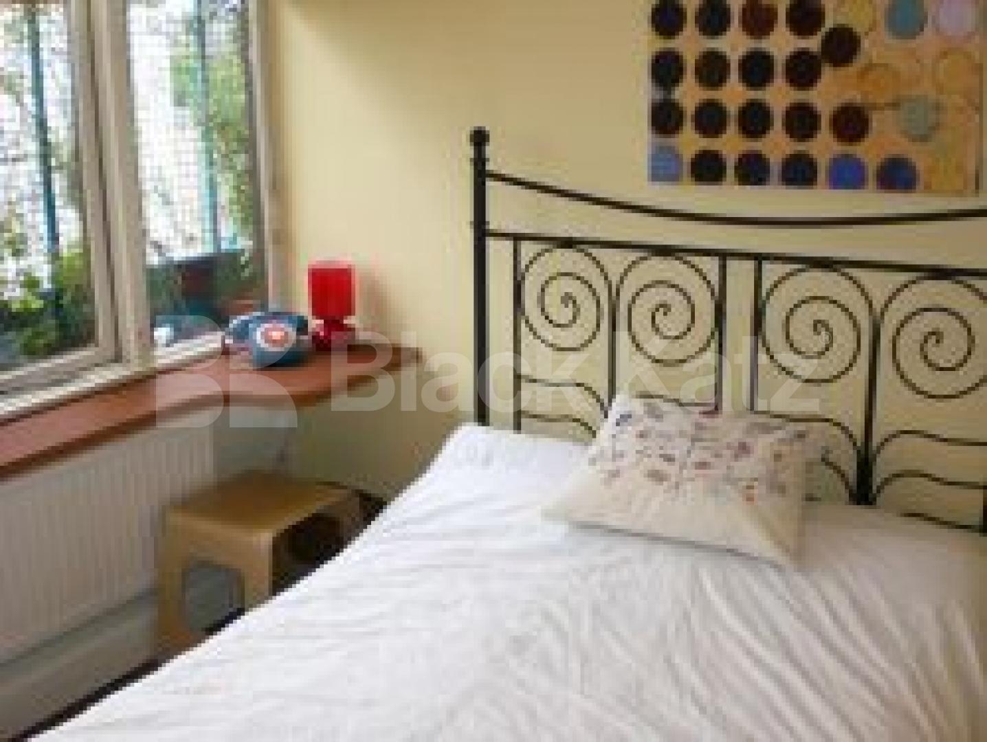 			Wow!!! Location and beauty!!!, 2 Bedroom, 1 bath, 1 reception Flat			 Argyle street, Kings cross