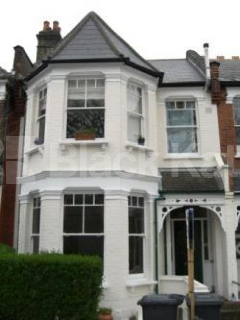 			1 Bedroom, 1 bath, 1 reception Flat			 Coniston Road, MUSWELL HILL N10