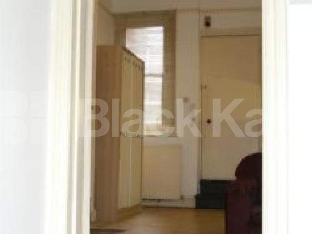 			1 Bedroom, 1 bath, 1 reception Ground Floor Flat			 Cromwell Ave, HIGHGATE N6