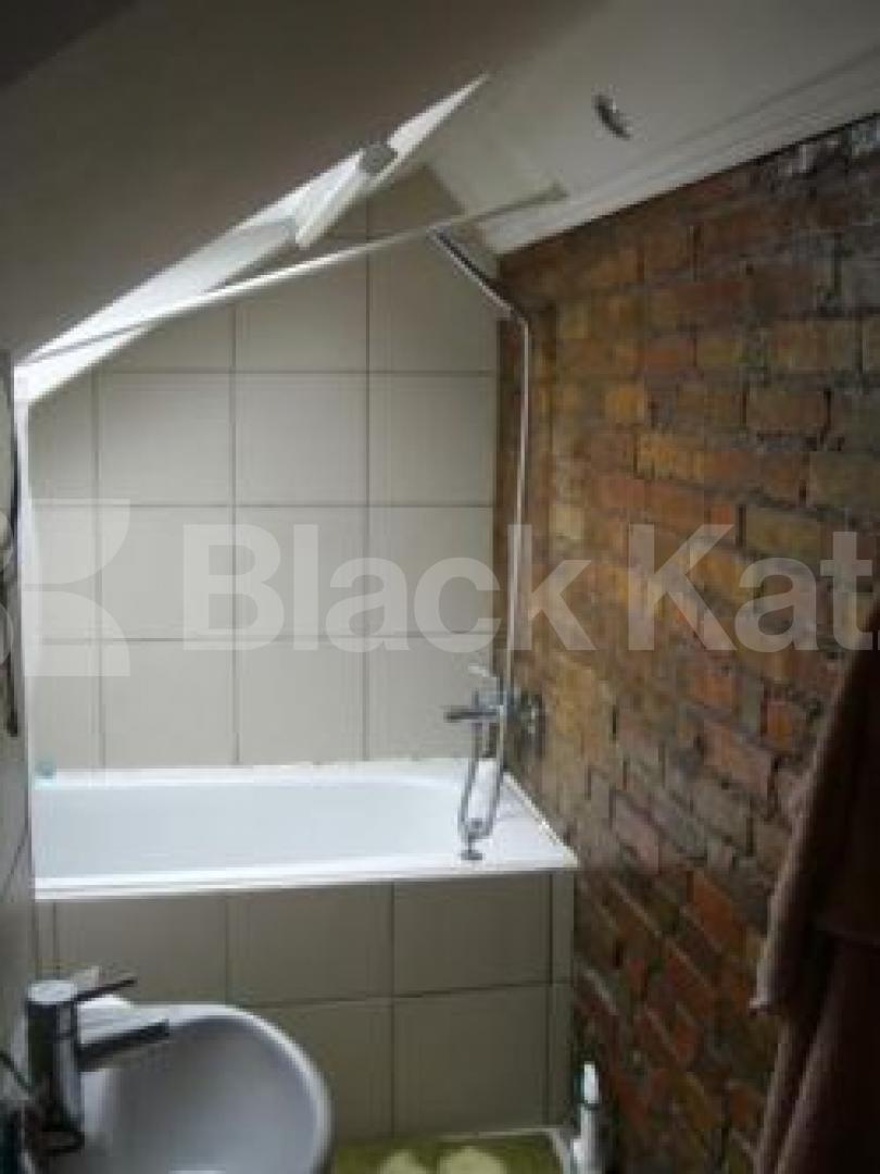 			1 Bedroom, 1 bath, 1 reception Flat			 Berkeley Road, CROUCH END N8