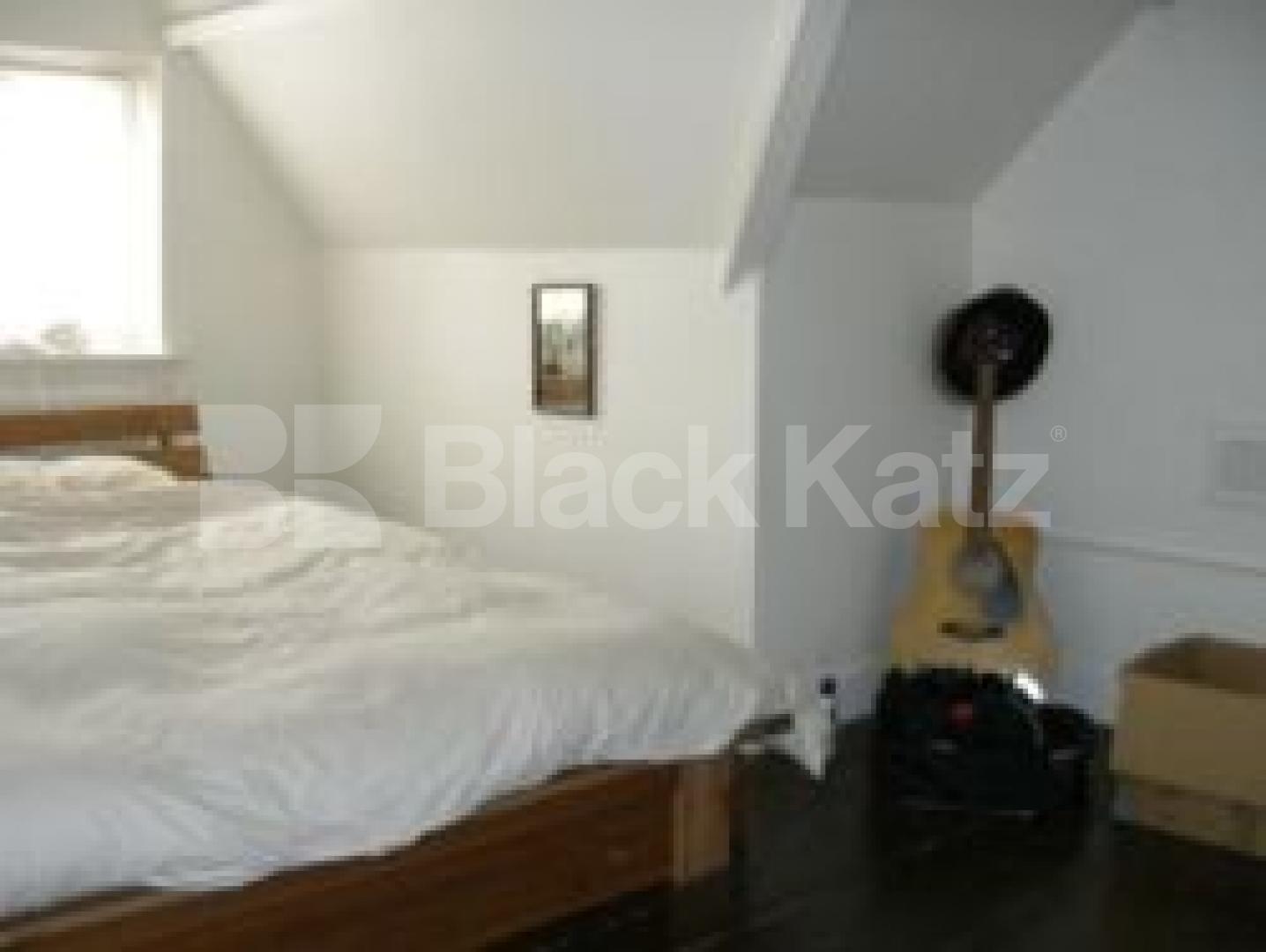 			1 Bedroom, 1 bath, 1 reception Flat			 Berkeley Road, CROUCH END N8