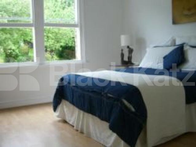 			2 Bedroom, 1 bath, 1 reception Flat			 Alexandra Park Road, ALEXANDRA PALACE N22