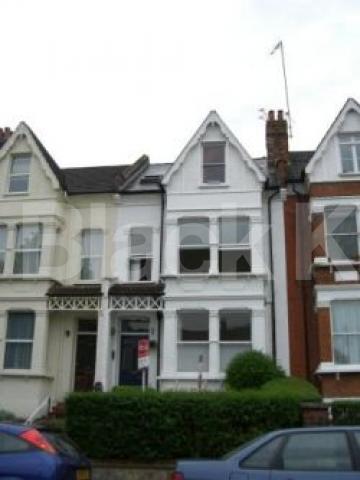 			2 Bedroom, 1 bath, 1 reception Flat			 Alexandra Park Road, ALEXANDRA PALACE N22