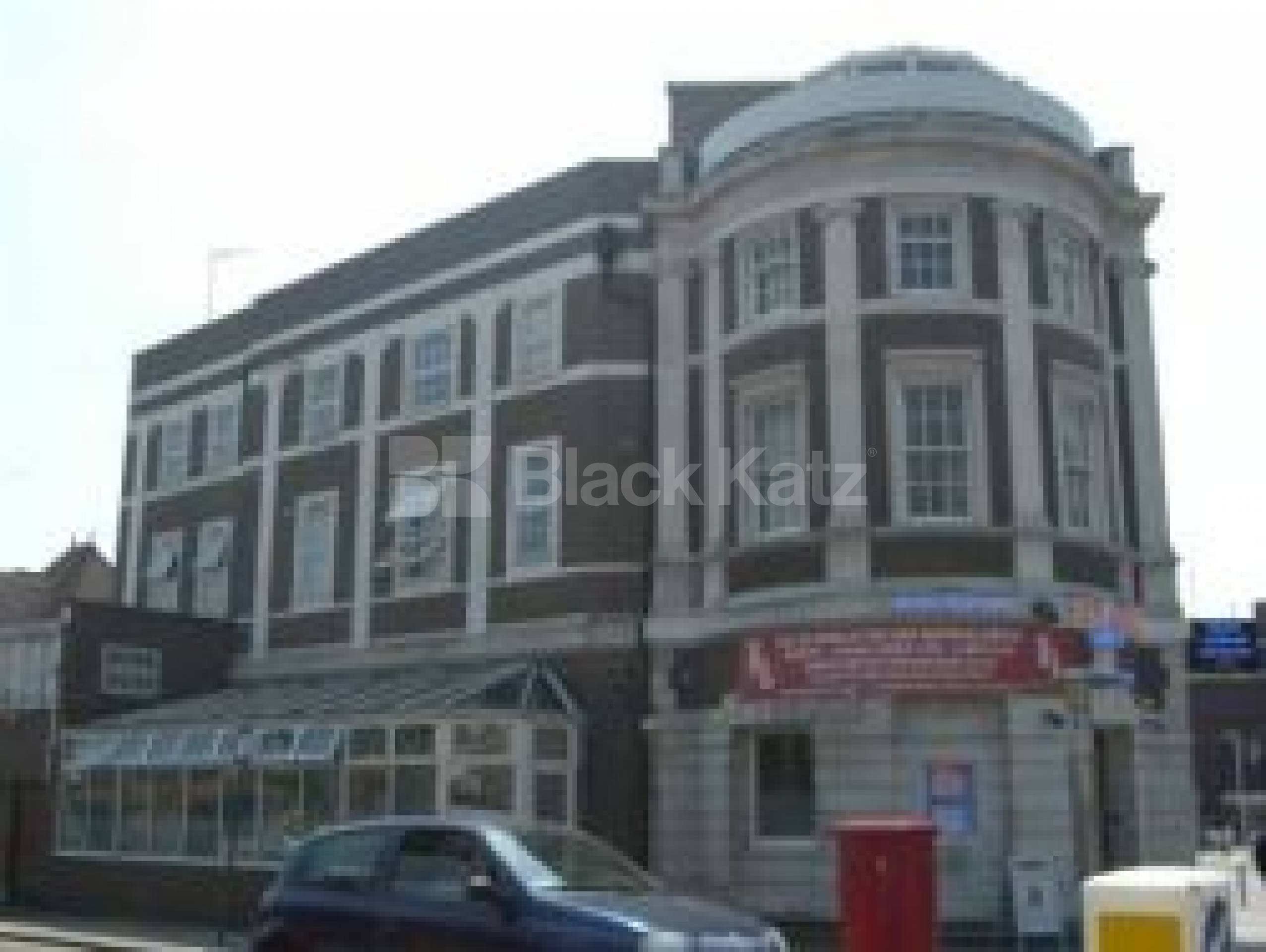 			2 Bedroom, 1 bath, 1 reception Flat			 High Road, WOOD GREEN N22 N22