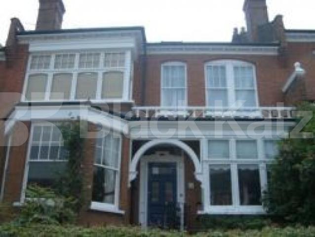 			1 Bedroom, 1 bath, 1 reception Flat			 Woodland Rise, MUSWELL HILL N10