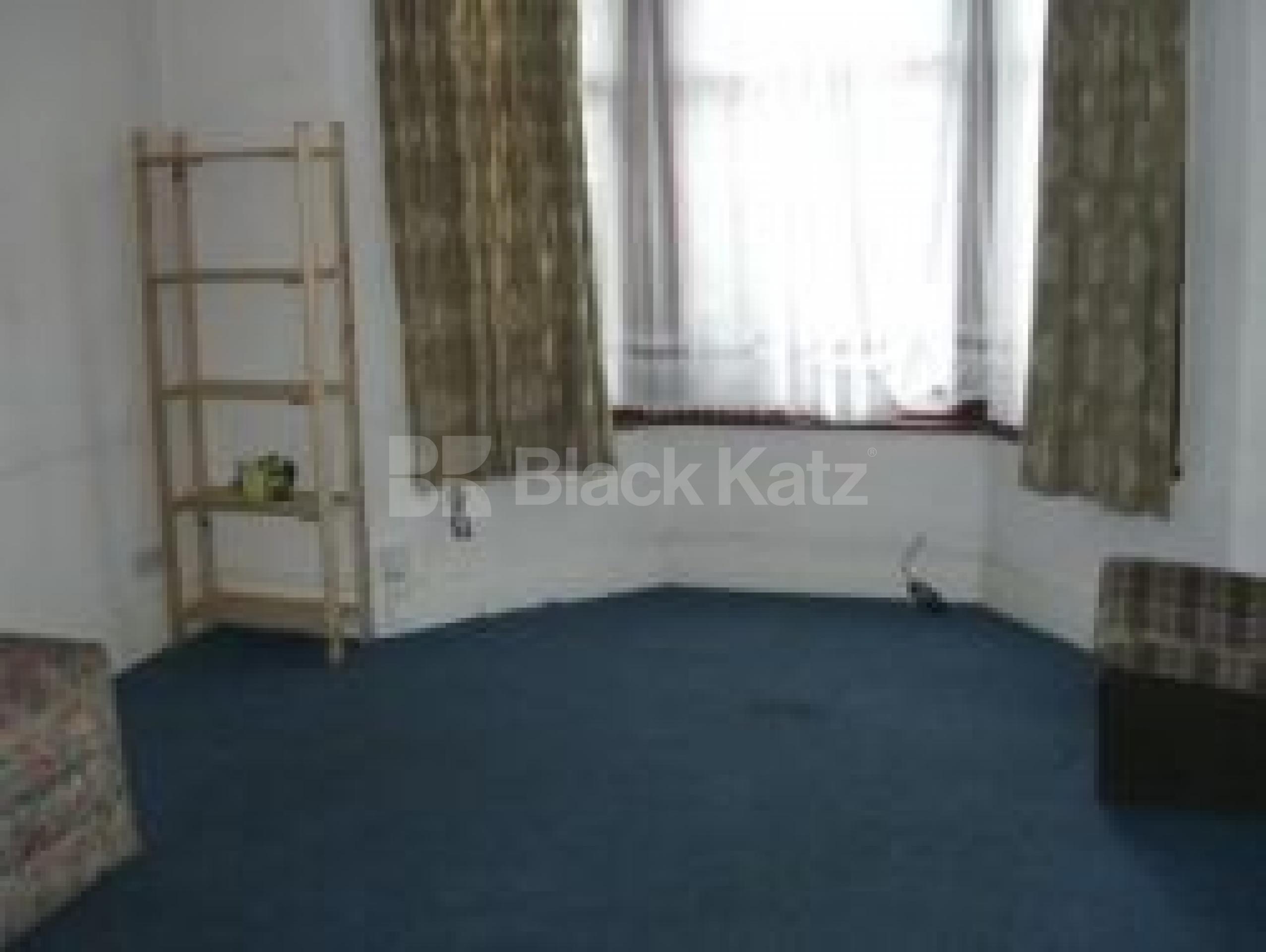 			2 Bedroom, 1 bath, 1 reception Flat			 Willingdon Road, TURNPIKE LANE N22 N22