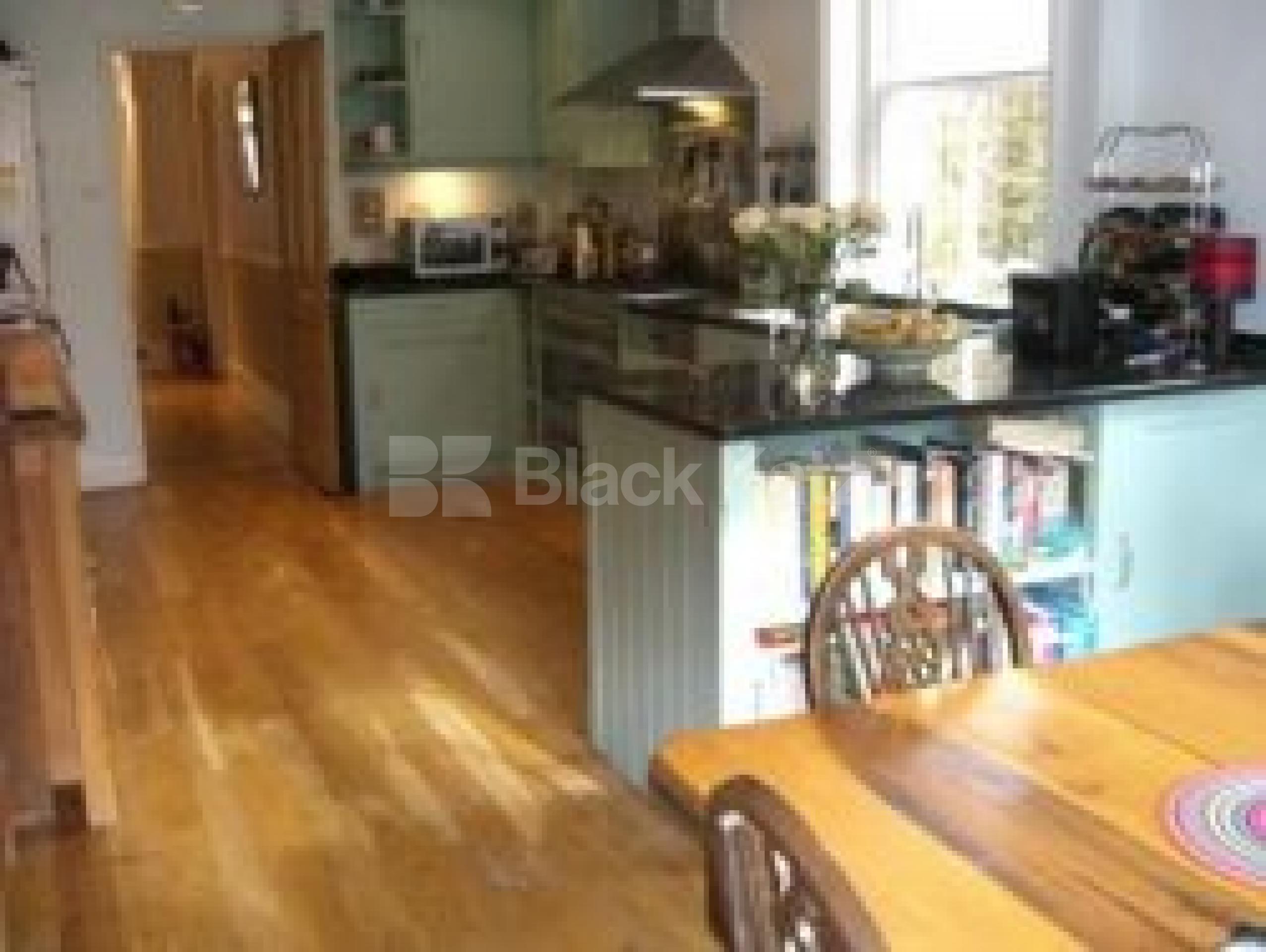 			4 Bedroom, 1 bath, 1 reception House			 Glasslyn Road, CROUCH END N8 N8