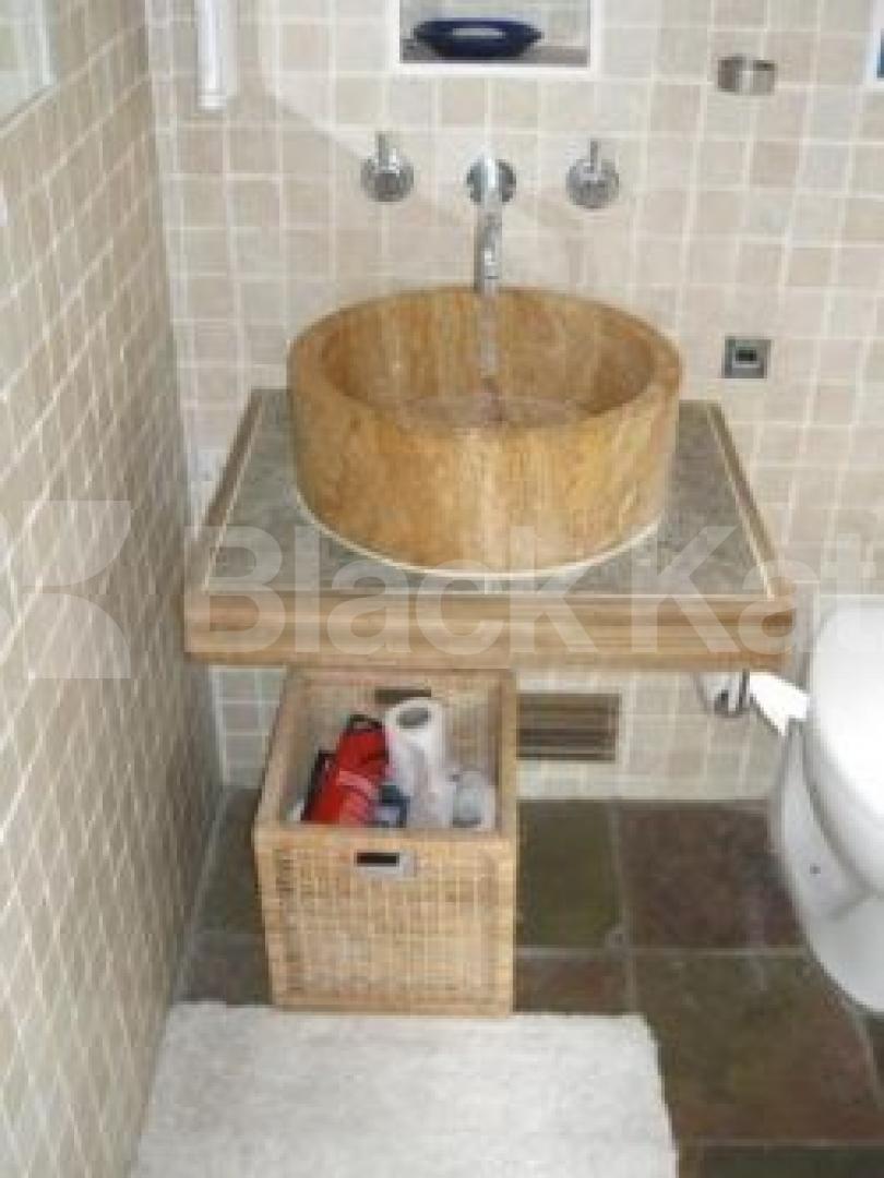 			4 Bedroom, 1 bath, 1 reception House			 Glasslyn Road, CROUCH END N8