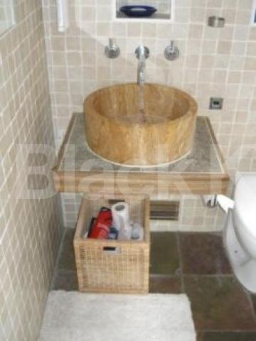 			4 Bedroom, 1 bath, 1 reception House			 Glasslyn Road, CROUCH END N8