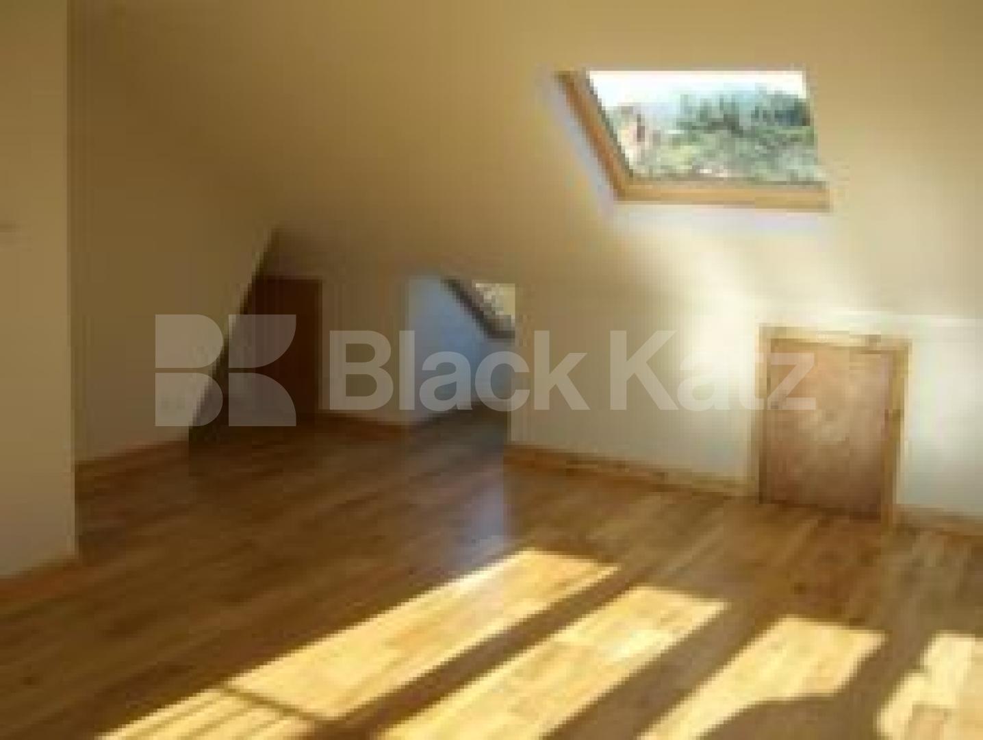 			AMAZING A MUST SEE, 5 Bedroom, 1 bath, 1 reception House			 Priory Road, CROUCH END N8