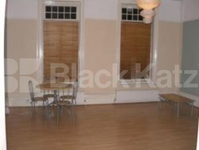 			1 Bedroom, 1 bath, 1 reception Flat			 The Broadway, CROUCH END N8