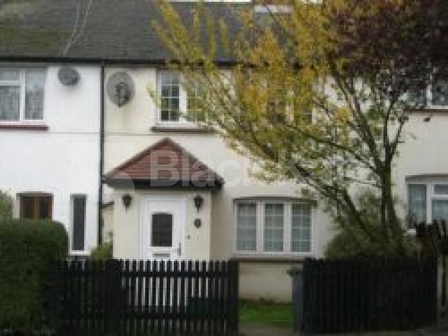 			3 Bedroom, 1 bath, 1 reception House			 Marriot Road, MUSWELL HILL N10