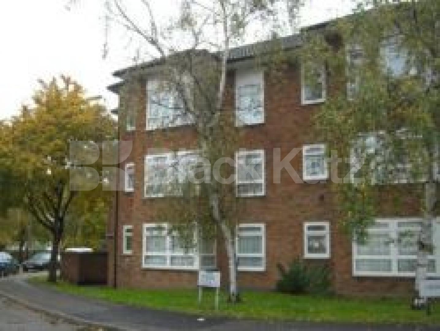 			NEW INSTRUCTION, 1 Bedroom, 1 bath, 1 reception Flat			 Strode Close, MUSWELL HILL N10