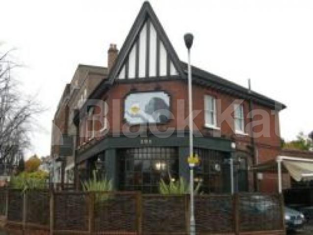 			GOOD VALUE FOR MONEY., 1 Bedroom, 1 bath, 1 reception Flat			 Alexandra Park Road, ALEXANDRA PALACE N22