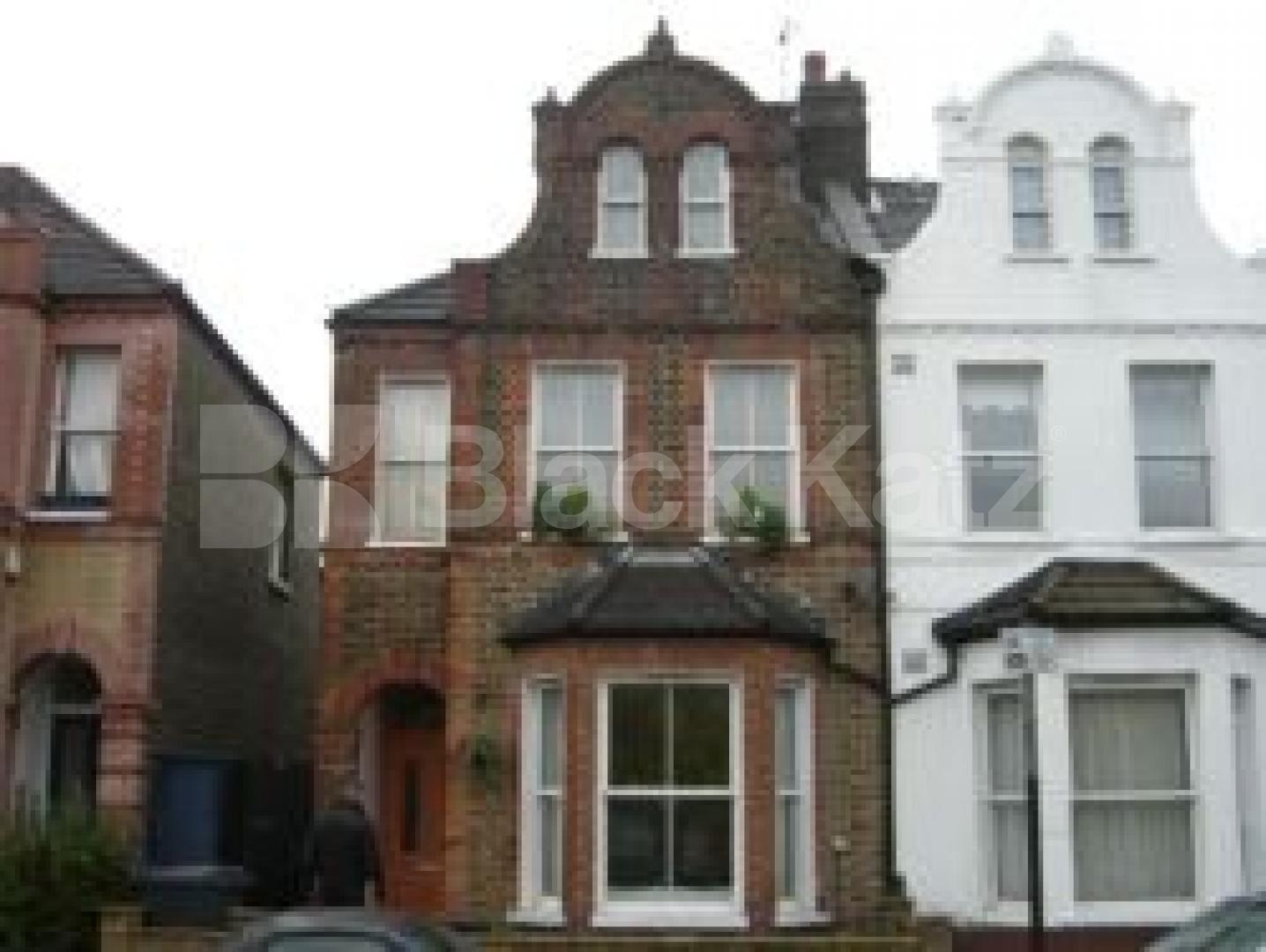 			NEW INSTRUCTION, 2 Bedroom, 1 bath, 1 reception Flat			 Buckingham Road, ALEXANDRA PALACE N22