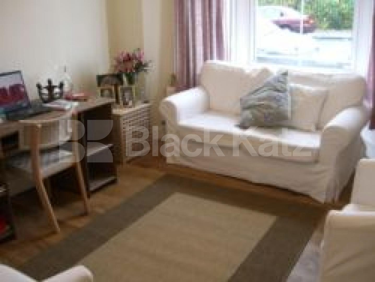 			NEW INSTRUCTION, 2 Bedroom, 1 bath, 1 reception Flat			 Buckingham Road, ALEXANDRA PALACE N22