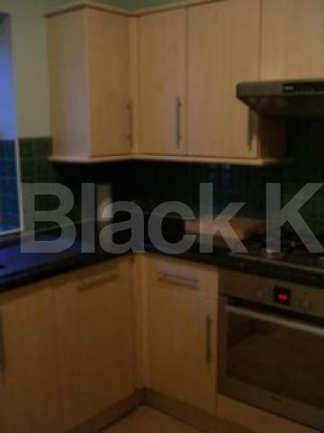 			2 Bedroom, 1 bath, 1 reception Flat			 Colney Hatch Lane, MUSWELL HILL