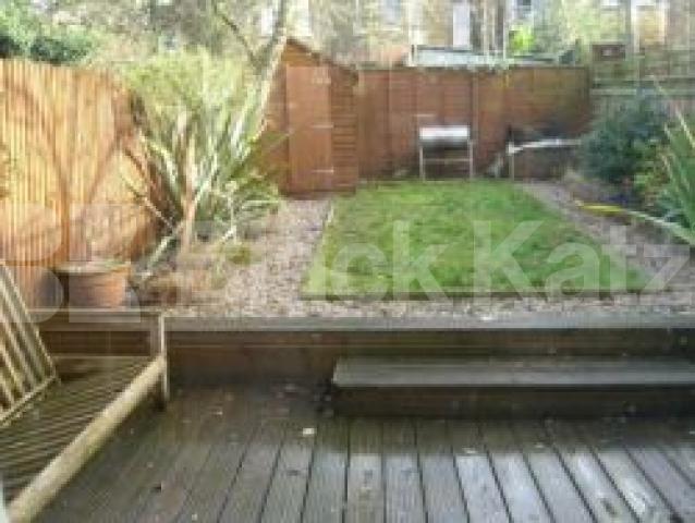 			2 Bedroom, 1 bath, 1 reception Ground Floor Flat			 Glebe Road, CROUCH END N8