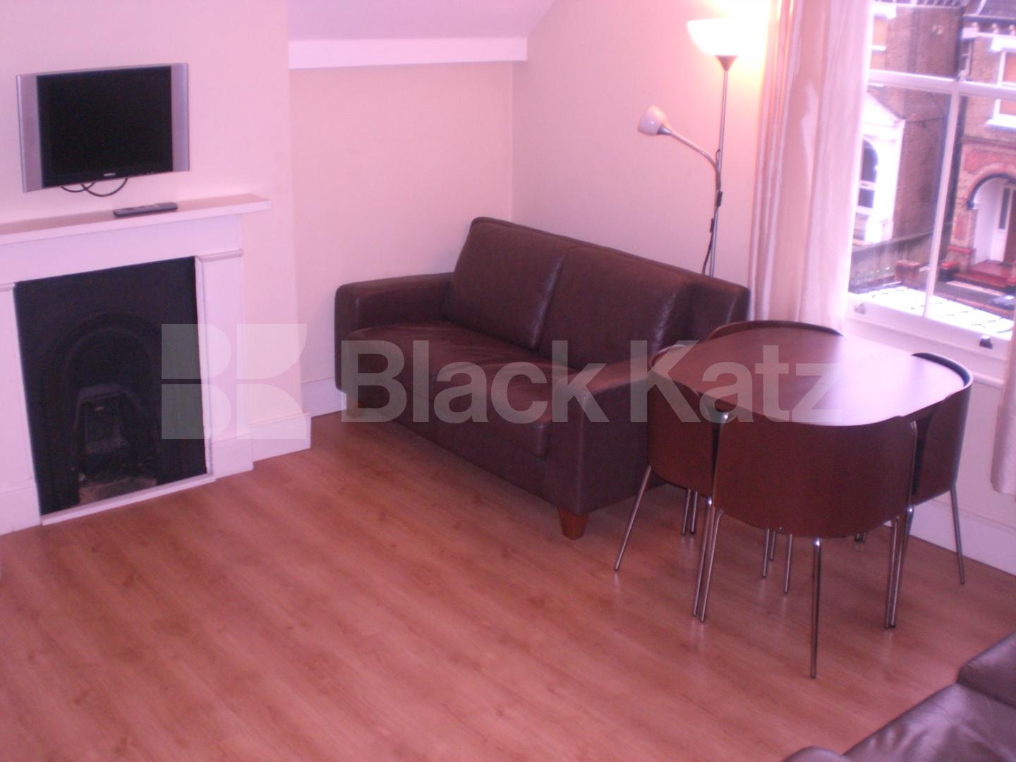 			Stunning !! An absolute must see, 1 Bedroom, 1 bath, 1 reception Flat			 Ferme Park Road, FINSBURY PARK/CROUCH END