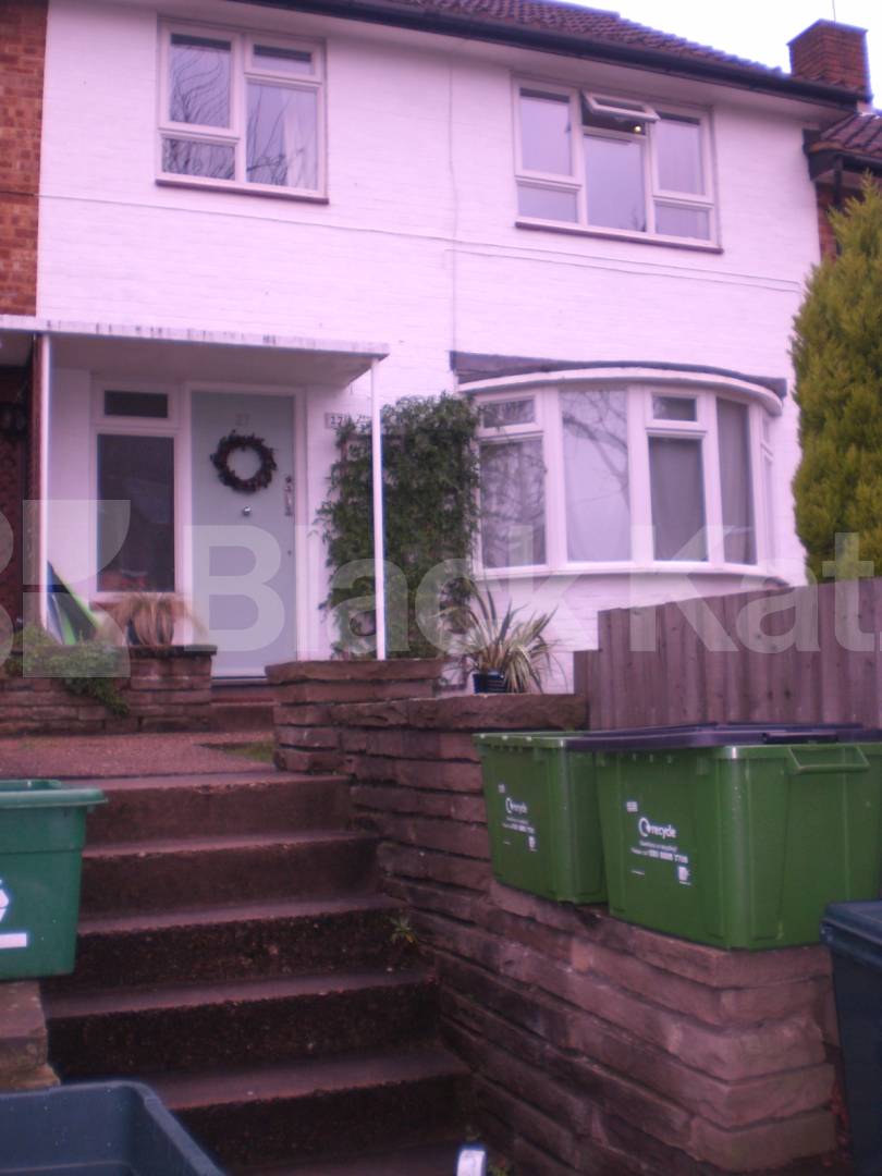 			New Instruction!!!!!!, 3 Bedroom, 1 bath, 1 reception Terraced House			 Quernmore road, Finsbury park / Crouch end / Stroud green